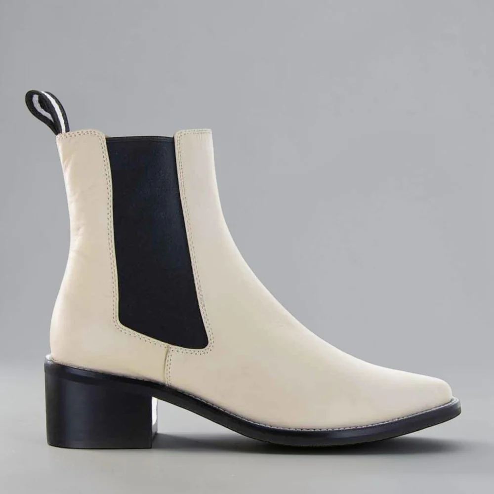 BRESLEY DAILY SWAN - Image 2