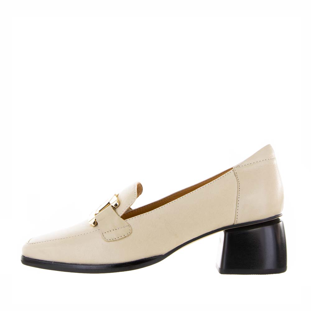 BRESLEY PADDLE SWAN - Image 5