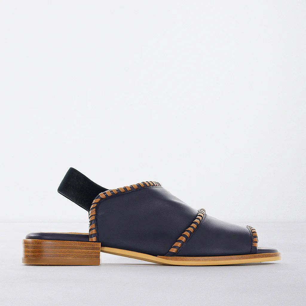 BRESLEY SERENADE NAVY TAN