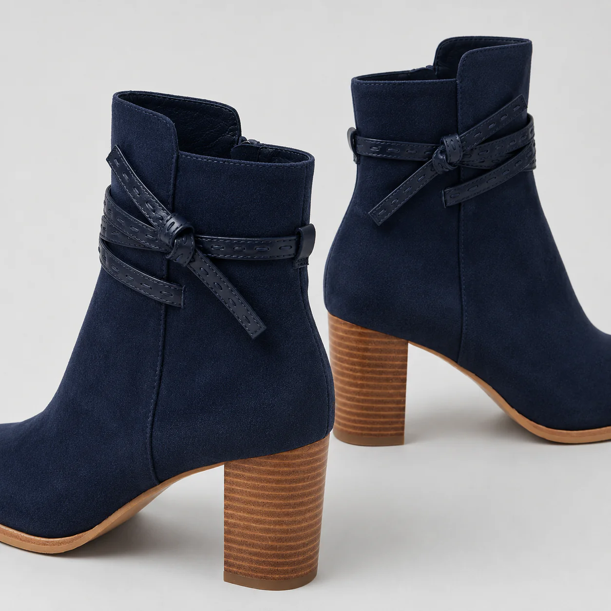 DJANGO & JULIETTE ADIARE NAVY SUEDE - Image 4