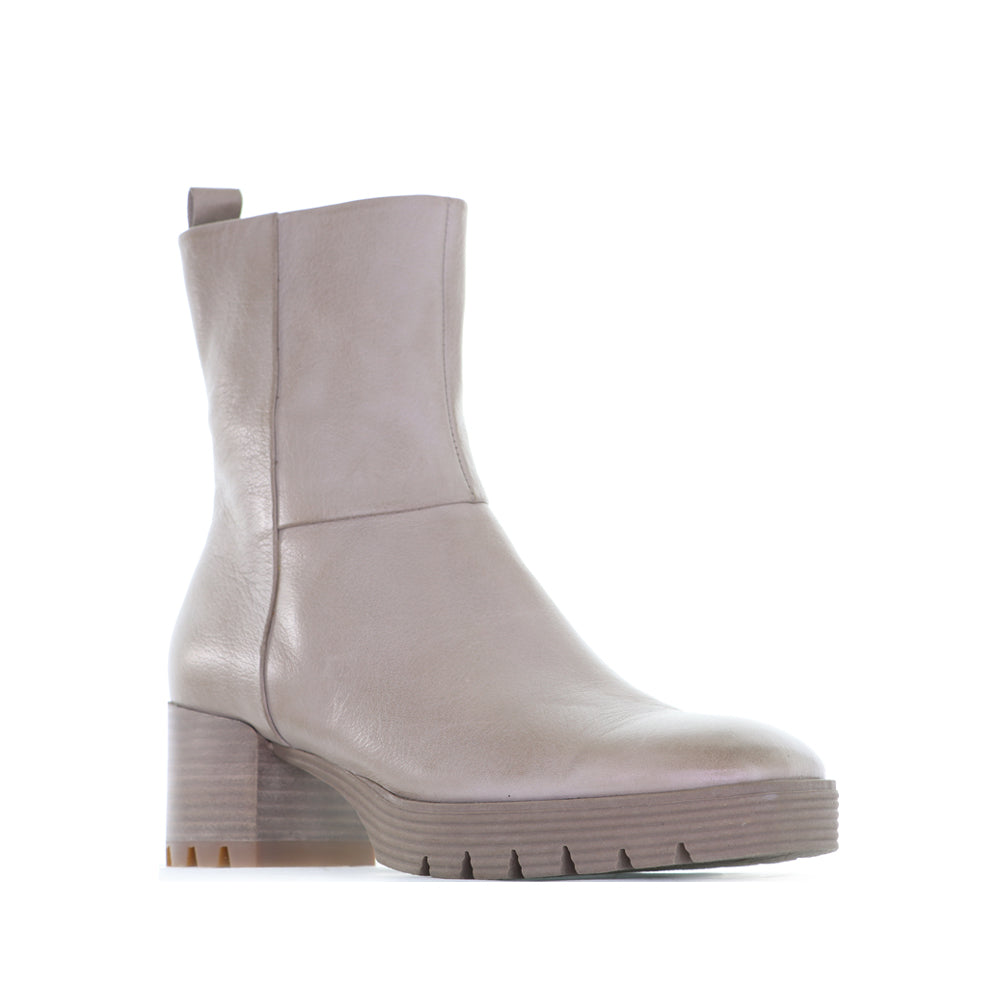 DJANGO & JULIETTE DIPPY ASH LEATHER - Image 3