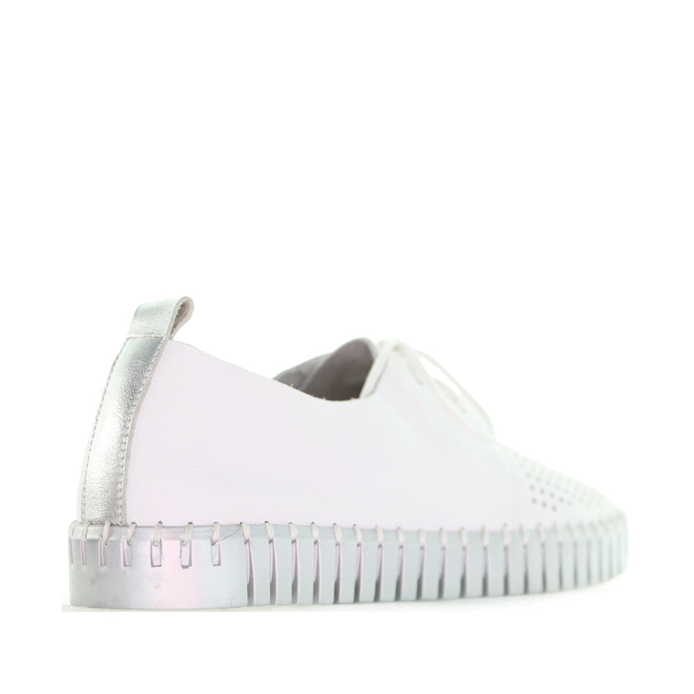 DJANGO & JULIETTE HUSTON WHITE SILVER - Image 6