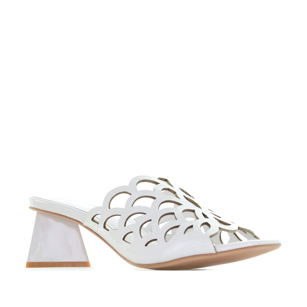 DJANGO & JULIETTE ILESAT WHITE PATENT - Image 2