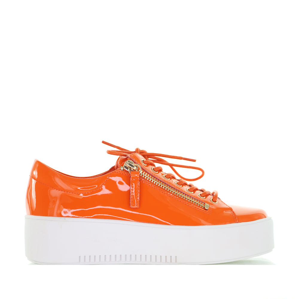 DJANGO & JULIETTE WOLFIE ORANGE PATENT - Image 2