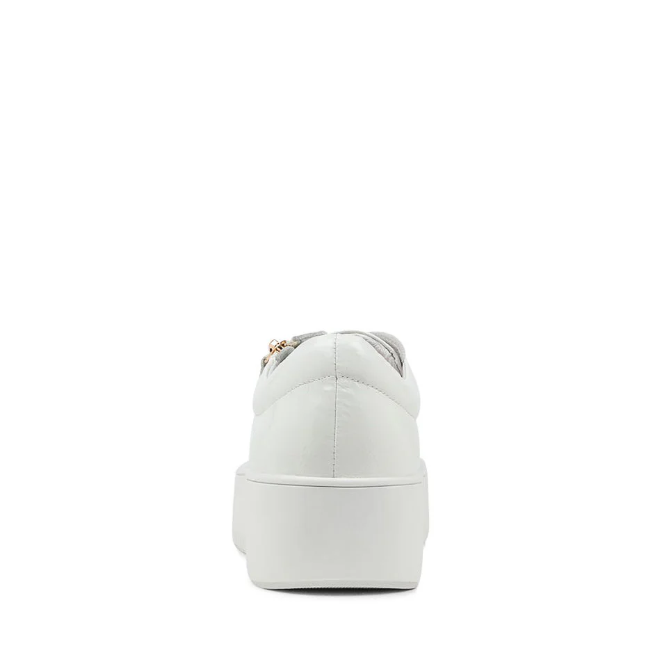 DJANGO & JULIETTE WOLFIE WHITE PATENT - Image 5