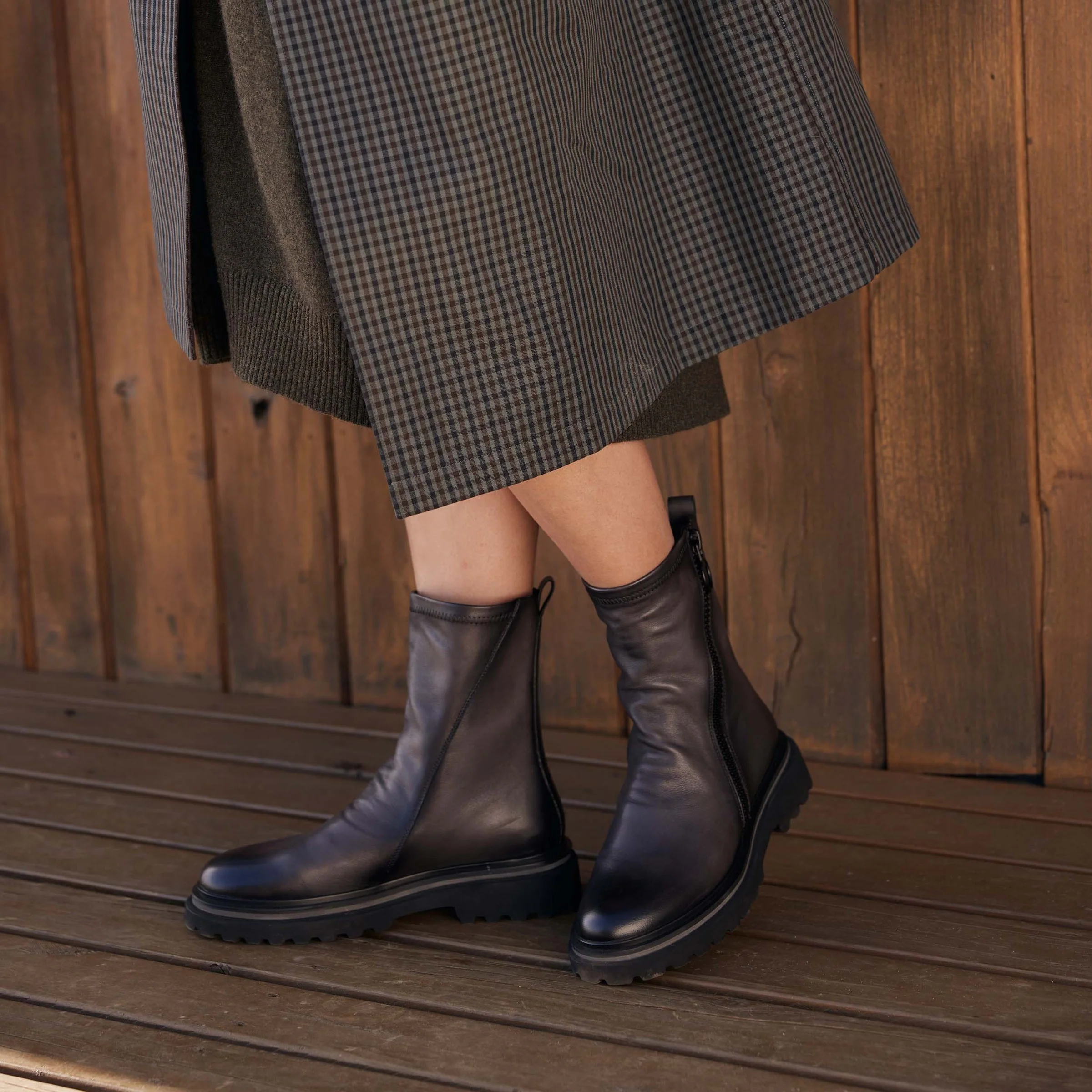 EOS SKARLET BLACK - Image 2