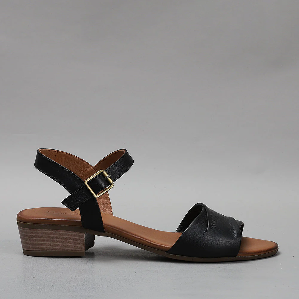 LE SANSA DELTA BLACK