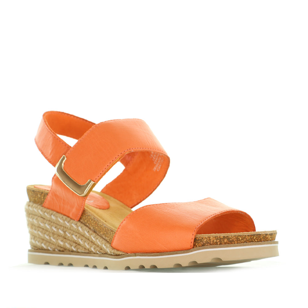LE SANSA EVITA SUNBURN - Image 2