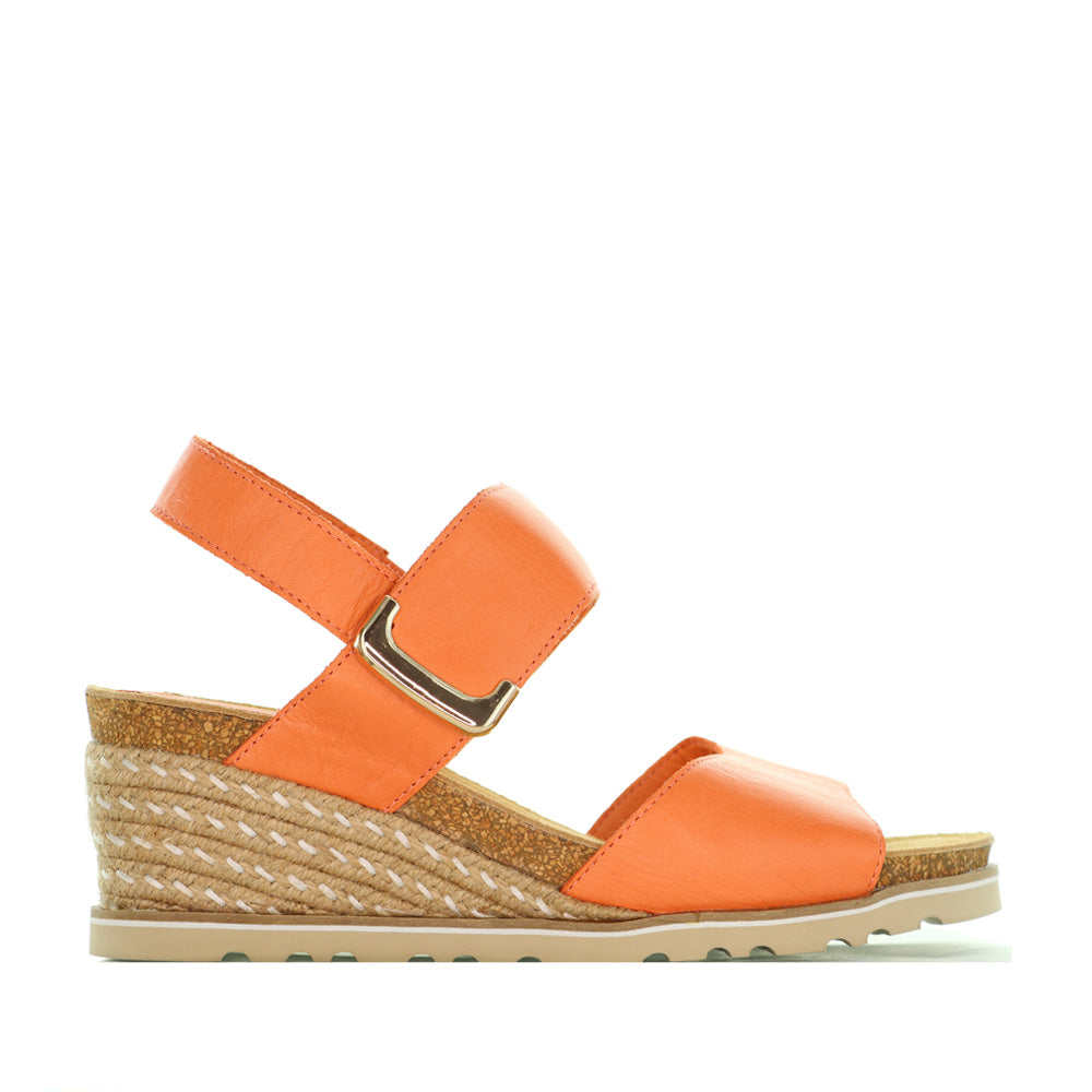 LE SANSA EVITA SUNBURN - Image 5