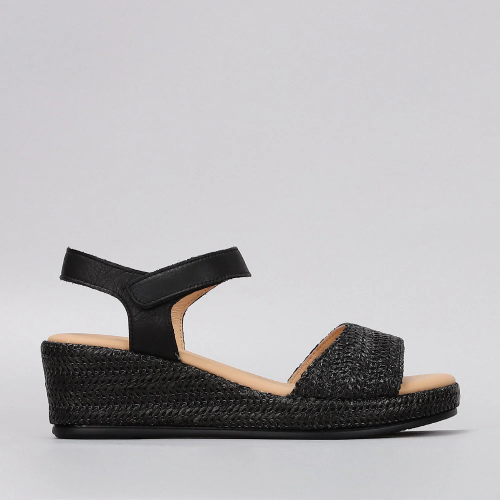 LE SANSA PILIA BLACK