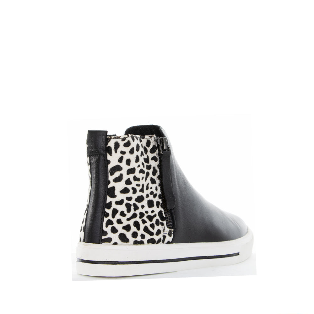 LE SANSA INDO BLACK SNOW PONY - Image 3