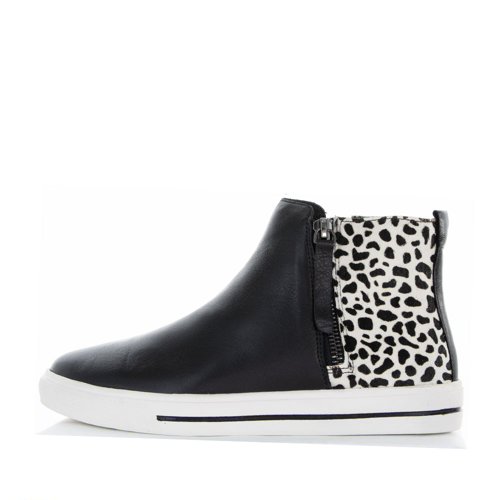 LE SANSA INDO BLACK SNOW PONY - Image 4