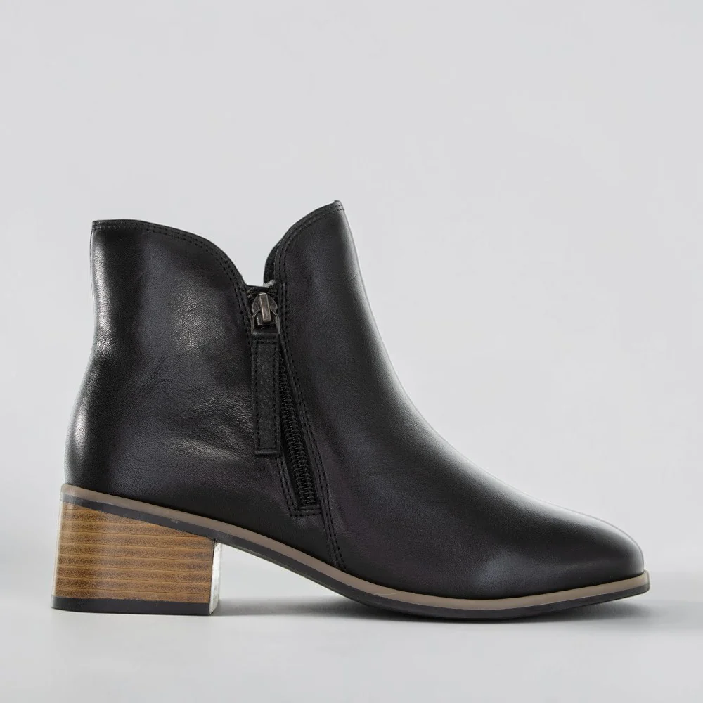 LE SANSA OXLEY BLACK
