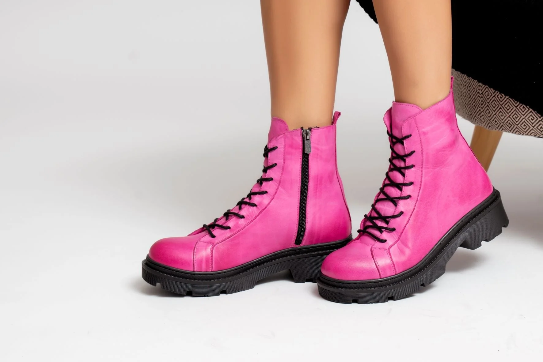 LESANSA RADIANT HOT PINK - Image 4