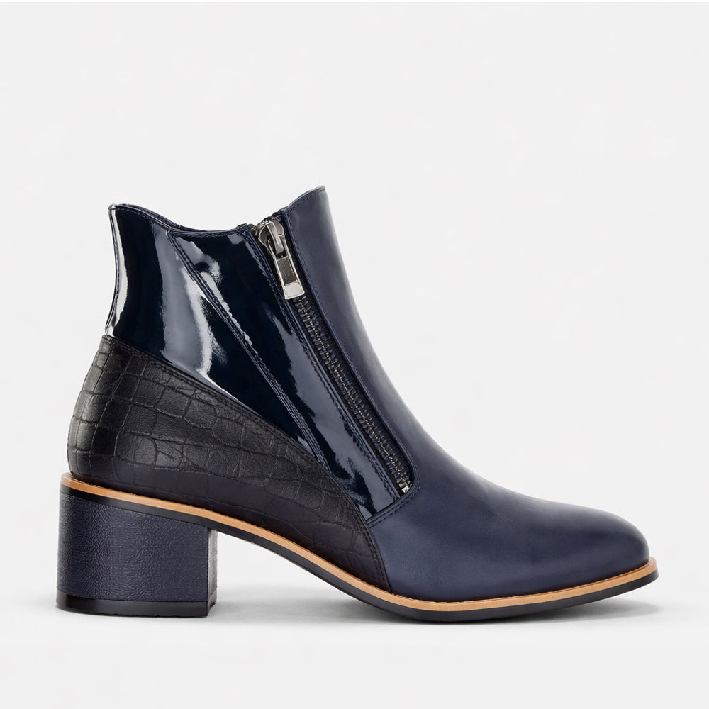 LE SANSA REFINE NAVY