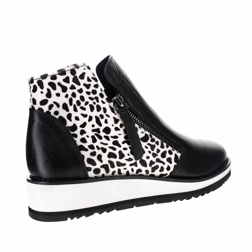 LE SANSA STORM BLACK SNOW PONY - Image 3