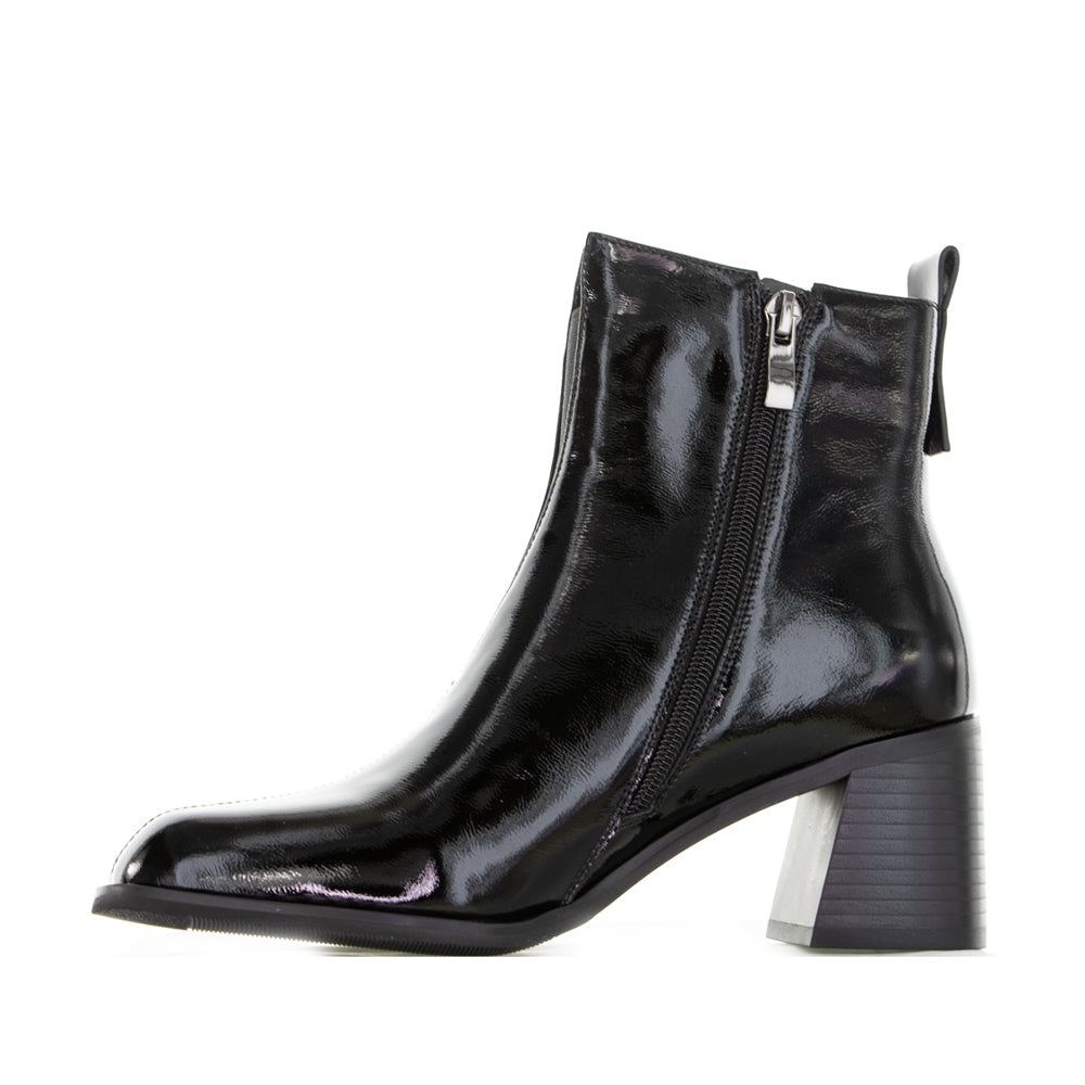 MILA RAINE EARTH BLACK PATENT - Image 5