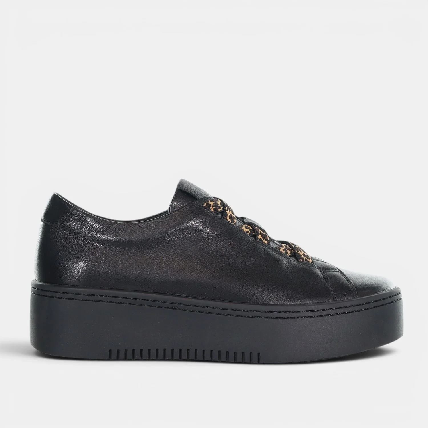 MINX TRINA BLACK LEOPARD