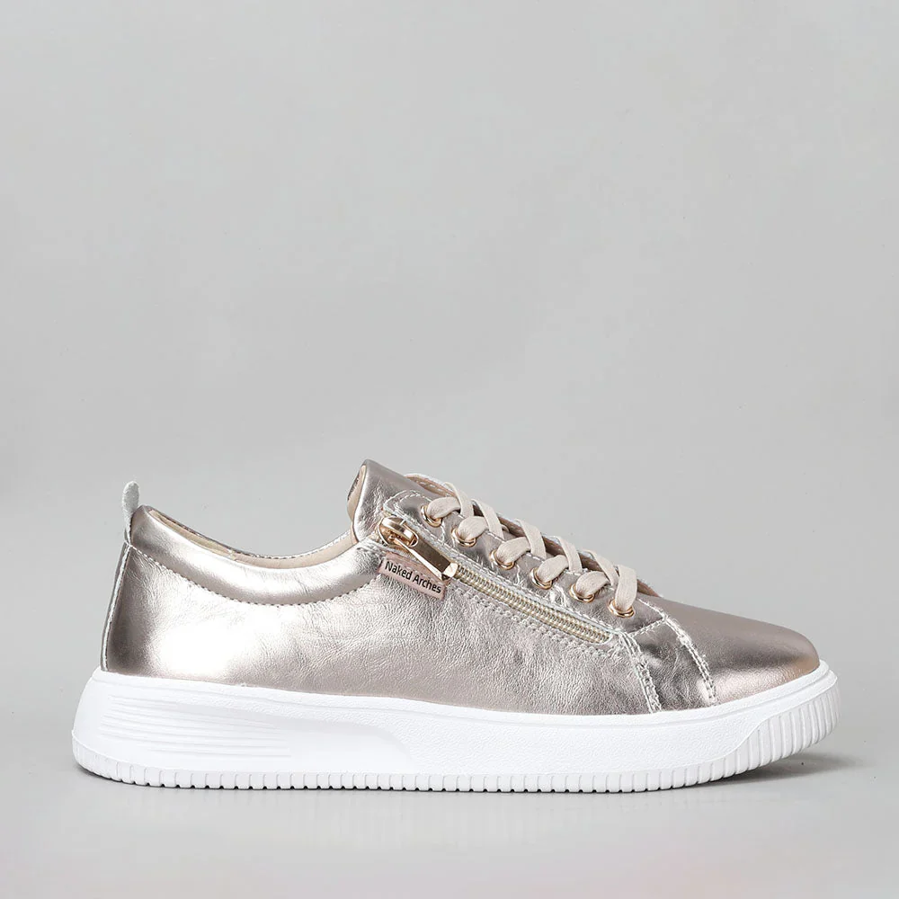 NAKED ARCHES NELLY CHAMPAGNE