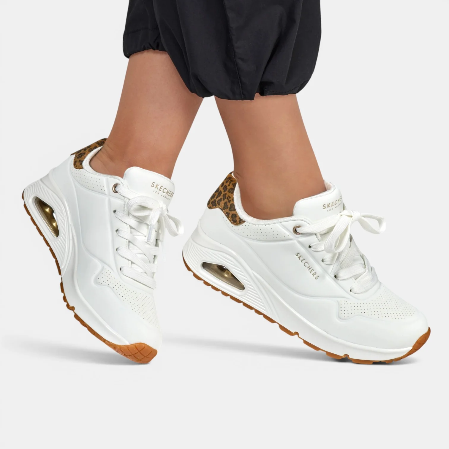 SKECHERS UNO JUNGLE NITE WHITE LEOPARD - Image 2