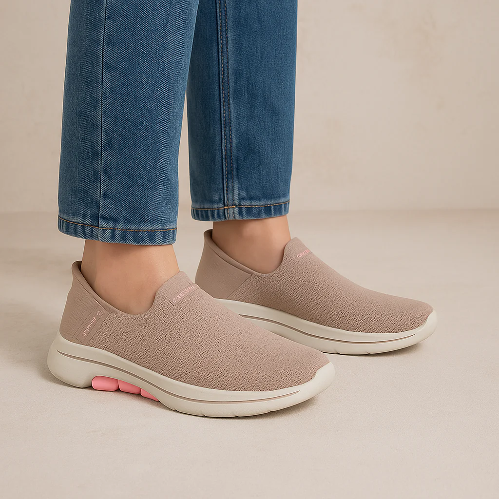 SKECHERS GO WALK 7 SPRINGTIME WIDE TAUPE