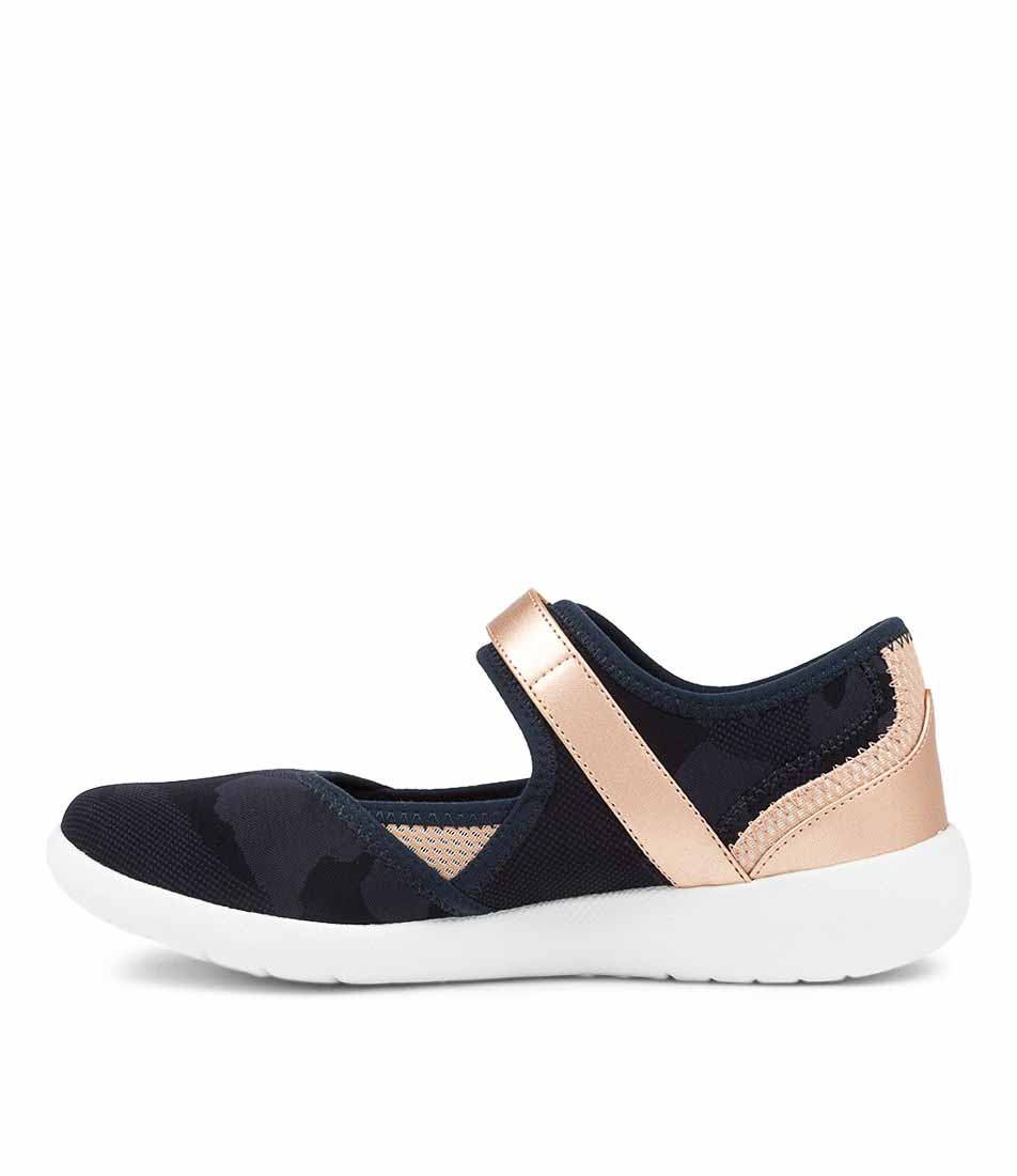 Ziera Ushery Navy - Image 4